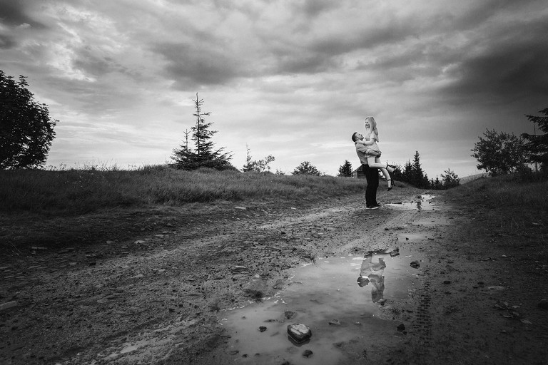 skrzyczne, sesja na skrzycznym, letnia sesja narzeczenska bielsko, sesja narzeczenska bielsko, sesje narzeczenskie bielsko, plener zareczynowy bielsko, sesja zareczyona bielsko, sesja narzeczenska w parku, plener narzeczenski w parku,sesje narzeczenskie slask, zdjecia narzeczenskie slask, sesja narzeczenska katowice, sesja zareczynowa slask, zdjecia zareczynowe slask, www.magiaobrazu.com, fotografia slubna slask, fotograf slubny krakow, zdjecia przedslubne slask, fotografia slubna slask, romantyczna sesja narzeczenska, engagement session, prewedding photosession,