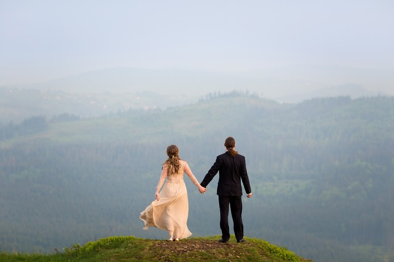 sesja slubna w gorach, plener slubny w gorach, sesja slubna w beskidach, plener slubny beskidy, zdjecia slubne zywiec, fotografia slubna slask, zdjecia slubne slask, romantyczny plener slubny, fotograf slubny bielsko, plener slubny w lesie slask, sesja slubna w lesie slask, plener slubny las slask, fotografia slubna slask, zdjecia slubne slask, fotografia slubna katowice, zdjecia slubne katowice, romantyczna sesja slubna slask, zdjecia slubne bielsko, fotografia slubna bielsko, oryginalny plener slubny, oryginalna sesja slubna, www.magiaobrazu.com, Anna i Jacek Bieniek