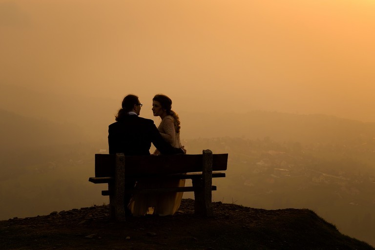 sesja slubna w gorach, plener slubny w gorach, sesja slubna w beskidach, plener slubny beskidy, zdjecia slubne zywiec, fotografia slubna slask, zdjecia slubne slask, romantyczny plener slubny, fotograf slubny bielsko, plener slubny w lesie slask, sesja slubna w lesie slask, plener slubny las slask, fotografia slubna slask, zdjecia slubne slask, fotografia slubna katowice, zdjecia slubne katowice, romantyczna sesja slubna slask, zdjecia slubne bielsko, fotografia slubna bielsko, oryginalny plener slubny, oryginalna sesja slubna, www.magiaobrazu.com, Anna i Jacek Bieniek