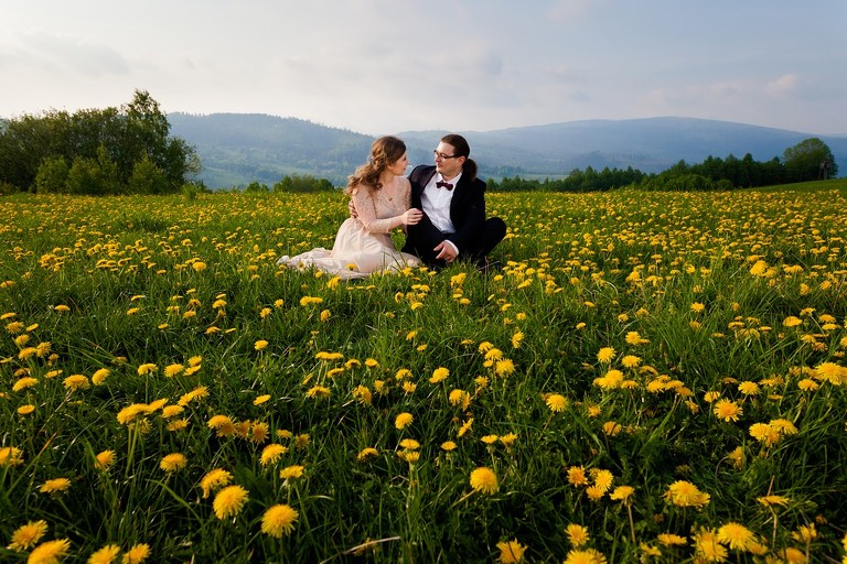 sesja slubna w gorach, plener slubny w gorach, sesja slubna w beskidach, plener slubny beskidy, zdjecia slubne zywiec, fotografia slubna slask, zdjecia slubne slask, romantyczny plener slubny, fotograf slubny bielsko, plener slubny w lesie slask, sesja slubna w lesie slask, plener slubny las slask, fotografia slubna slask, zdjecia slubne slask, fotografia slubna katowice, zdjecia slubne katowice, romantyczna sesja slubna slask, zdjecia slubne bielsko, fotografia slubna bielsko, oryginalny plener slubny, oryginalna sesja slubna, www.magiaobrazu.com, Anna i Jacek Bieniek