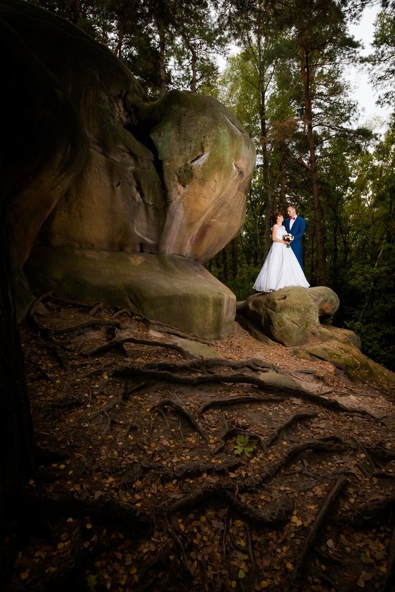 fotografia slubna malopolska, zdjecia slubne bielsko, , fotograf slubny krynica, zdjecia slubne krynica, wesele w nawojowej w grzesiu, slub w kosciele w tyliczu, slub tylicz, zdjecia slubne katowice, dwoch fotografow na slub, fotografia slubna krakow, zdjecia slubne krynica, dom weselny grzes nawojowa, sesja slubna w skamienialym miescie, plener slubny skamieniale miasto