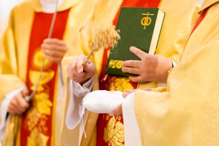 fotografia slubna malopolska, zdjecia slubne bielsko, , fotograf slubny krynica, zdjecia slubne krynica, wesele w nawojowej w grzesiu, slub w kosciele w tyliczu, slub tylicz, zdjecia slubne katowice, dwoch fotografow na slub, fotografia slubna krakow, zdjecia slubne krynica, dom weselny grzes nawojowa, sesja slubna w skamienialym miescie, plener slubny skamieniale miasto