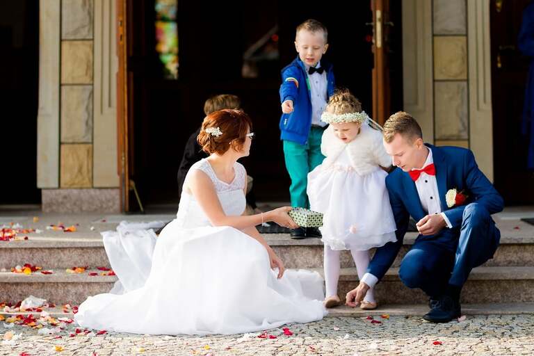 fotografia slubna malopolska, zdjecia slubne bielsko, , fotograf slubny krynica, zdjecia slubne krynica, wesele w nawojowej w grzesiu, slub w kosciele w tyliczu, slub tylicz, zdjecia slubne katowice, dwoch fotografow na slub, fotografia slubna krakow, zdjecia slubne krynica, dom weselny grzes nawojowa, sesja slubna w skamienialym miescie, plener slubny skamieniale miasto