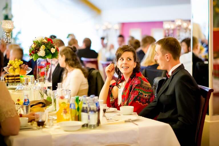 fotografia slubna malopolska, zdjecia slubne bielsko, , fotograf slubny krynica, zdjecia slubne krynica, wesele w nawojowej w grzesiu, slub w kosciele w tyliczu, slub tylicz, zdjecia slubne katowice, dwoch fotografow na slub, fotografia slubna krakow, zdjecia slubne krynica, dom weselny grzes nawojowa, sesja slubna w skamienialym miescie, plener slubny skamieniale miasto