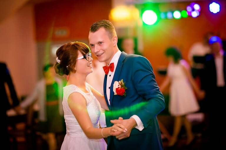 fotografia slubna malopolska, zdjecia slubne bielsko, , fotograf slubny krynica, zdjecia slubne krynica, wesele w nawojowej w grzesiu, slub w kosciele w tyliczu, slub tylicz, zdjecia slubne katowice, dwoch fotografow na slub, fotografia slubna krakow, zdjecia slubne krynica, dom weselny grzes nawojowa, sesja slubna w skamienialym miescie, plener slubny skamieniale miasto