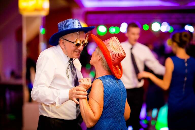 fotografia slubna malopolska, zdjecia slubne bielsko, , fotograf slubny krynica, zdjecia slubne krynica, wesele w nawojowej w grzesiu, slub w kosciele w tyliczu, slub tylicz, zdjecia slubne katowice, dwoch fotografow na slub, fotografia slubna krakow, zdjecia slubne krynica, dom weselny grzes nawojowa, sesja slubna w skamienialym miescie, plener slubny skamieniale miasto