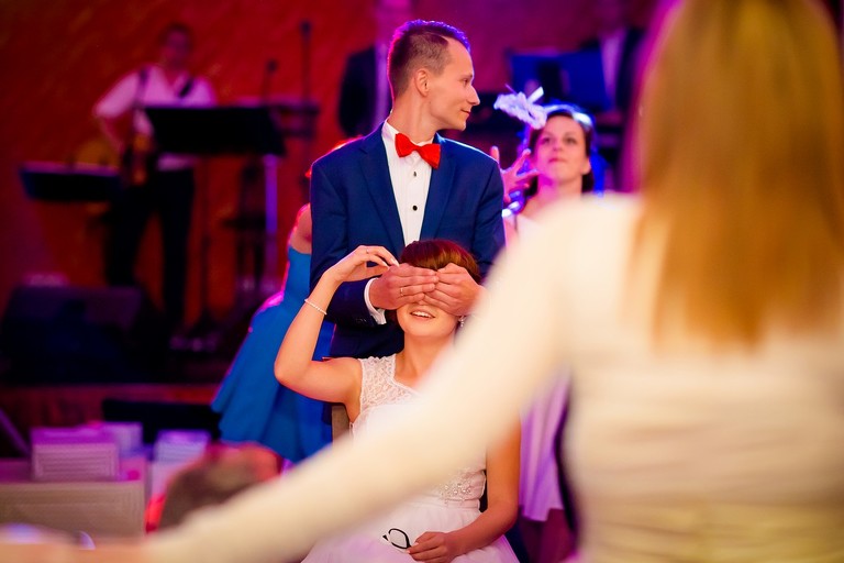 fotografia slubna malopolska, zdjecia slubne bielsko, , fotograf slubny krynica, zdjecia slubne krynica, wesele w nawojowej w grzesiu, slub w kosciele w tyliczu, slub tylicz, zdjecia slubne katowice, dwoch fotografow na slub, fotografia slubna krakow, zdjecia slubne krynica, dom weselny grzes nawojowa, sesja slubna w skamienialym miescie, plener slubny skamieniale miasto