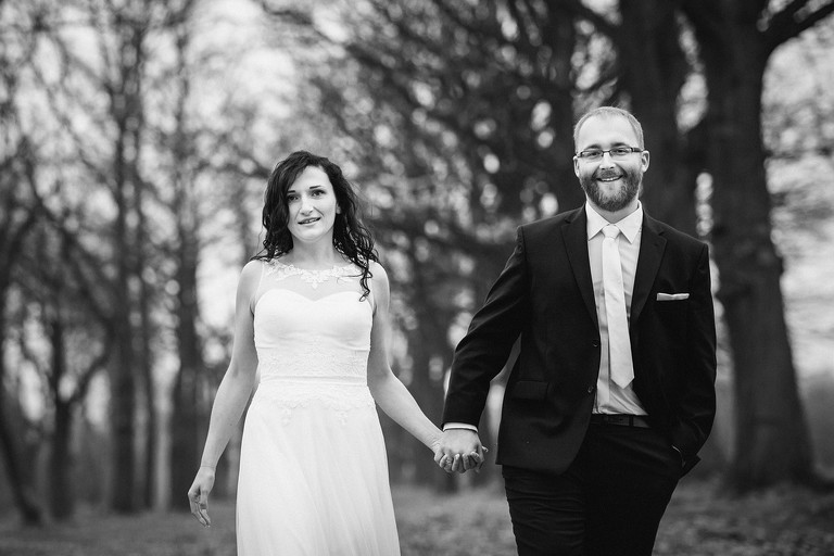 fotografia slubna malopolska, zdjecia slubne wadowice, fotograf slubny wadowice, zdjecia slubne lackorona, zdjecia slubne slask, dwoch fotografow na slub, fotografia slubna krakow, fotografia slubna lackorona, listopadowa sesja slubna, plener slubny w listopadzie, sesja slubna w lackoronie, plener slubny lanckorona, dwoch fotografow na slub