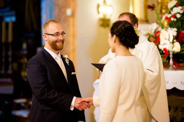 fotografia slubna, zdjecia slubne bielsko, fotograf slubny bielsko, www.magiaobrazu.com, zdjecia slubne wadowice, fotografia slubna wadowice, zdjecia slubne malopolska, magnolia budzow, fotograf wadowice, zdjecia slubne cieszyn, bazylika w wadowicach, slub w bazylice wadowice, dwoch fotografow na slub, zdjecia slubne malopolska, ogorki kapela na slub, zespol goralski na wesele,