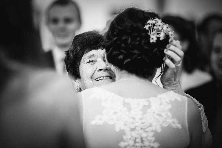 fotografia slubna, zdjecia slubne bielsko, fotograf slubny bielsko, www.magiaobrazu.com, zdjecia slubne wadowice, fotografia slubna wadowice, zdjecia slubne malopolska, magnolia budzow, fotograf wadowice, zdjecia slubne cieszyn, bazylika w wadowicach, slub w bazylice wadowice, dwoch fotografow na slub, zdjecia slubne malopolska, ogorki kapela na slub, zespol goralski na wesele,