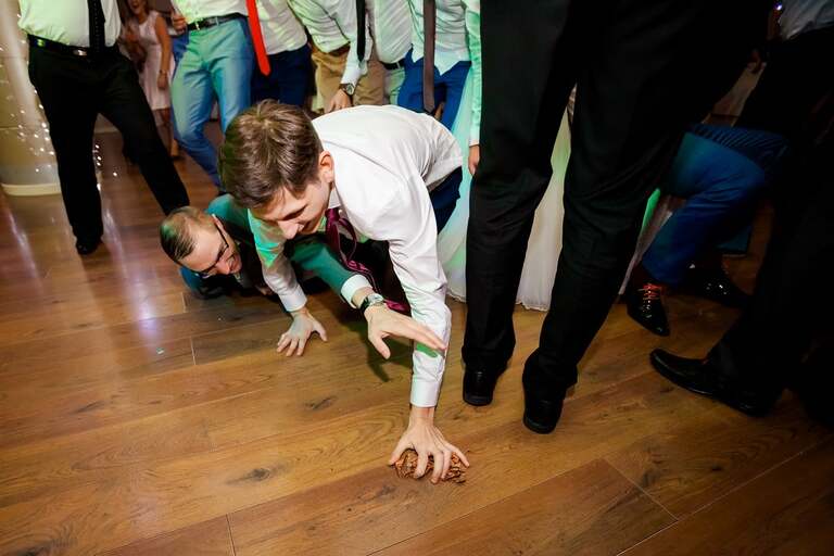 fotograf slubny slask, dwoje fotografow na slub, fotografowie slubni slask, fotograf slubny bielsko, hotel na bloniach bielsko, wesele w hotelu na bloniach, zdjecia slubne cieszyn, slub w kosciele w mikuszowicach, listopadowy slub, fotografia slubna, reportaz slubny, www.magiaobrazu.com, zdjecia slubne, fotoreportaz slubny, fotografcieszyn, zdjecia slubne bielsko,