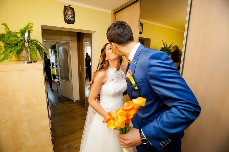 fotograf slubny slask, dwoje fotografow na slub, fotografowie slubni slask, fotograf slubny bielsko, hotel na bloniach bielsko, wesele w hotelu na bloniach, zdjecia slubne cieszyn, slub w kosciele w mikuszowicach, listopadowy slub, fotografia slubna, reportaz slubny, www.magiaobrazu.com, zdjecia slubne, fotoreportaz slubny, fotografcieszyn, zdjecia slubne bielsko,