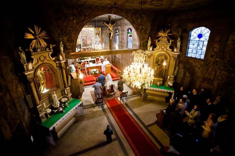 fotograf slubny slask, dwoje fotografow na slub, fotografowie slubni slask, fotograf slubny bielsko, hotel na bloniach bielsko, wesele w hotelu na bloniach, zdjecia slubne cieszyn, slub w kosciele w mikuszowicach, listopadowy slub, fotografia slubna, reportaz slubny, www.magiaobrazu.com, zdjecia slubne, fotoreportaz slubny, fotografcieszyn, zdjecia slubne bielsko,