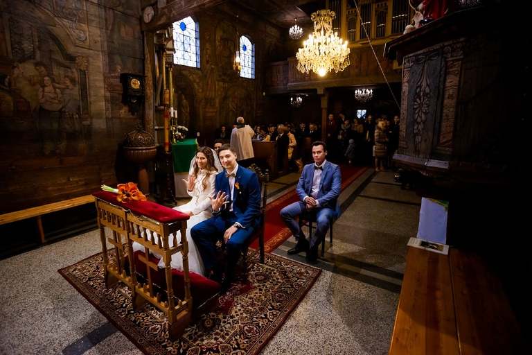 fotograf slubny slask, dwoje fotografow na slub, fotografowie slubni slask, fotograf slubny bielsko, hotel na bloniach bielsko, wesele w hotelu na bloniach, zdjecia slubne cieszyn, slub w kosciele w mikuszowicach, listopadowy slub, fotografia slubna, reportaz slubny, www.magiaobrazu.com, zdjecia slubne, fotoreportaz slubny, fotografcieszyn, zdjecia slubne bielsko,