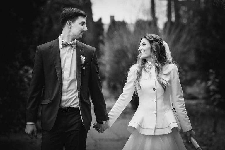 fotograf slubny slask, dwoje fotografow na slub, fotografowie slubni slask, fotograf slubny bielsko, hotel na bloniach bielsko, wesele w hotelu na bloniach, zdjecia slubne cieszyn, slub w kosciele w mikuszowicach, listopadowy slub, fotografia slubna, reportaz slubny, www.magiaobrazu.com, zdjecia slubne, fotoreportaz slubny, fotografcieszyn, zdjecia slubne bielsko,