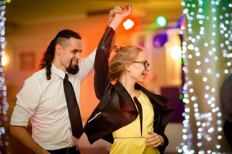 fotograf slubny slask, dwoje fotografow na slub, fotografowie slubni slask, fotograf slubny bielsko, hotel na bloniach bielsko, wesele w hotelu na bloniach, zdjecia slubne cieszyn, slub w kosciele w mikuszowicach, listopadowy slub, fotografia slubna, reportaz slubny, www.magiaobrazu.com, zdjecia slubne, fotoreportaz slubny, fotografcieszyn, zdjecia slubne bielsko,