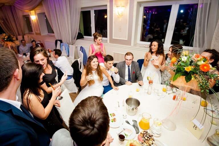 fotograf slubny slask, dwoje fotografow na slub, fotografowie slubni slask, fotograf slubny bielsko, hotel na bloniach bielsko, wesele w hotelu na bloniach, zdjecia slubne cieszyn, slub w kosciele w mikuszowicach, listopadowy slub, fotografia slubna, reportaz slubny, www.magiaobrazu.com, zdjecia slubne, fotoreportaz slubny, fotografcieszyn, zdjecia slubne bielsko,