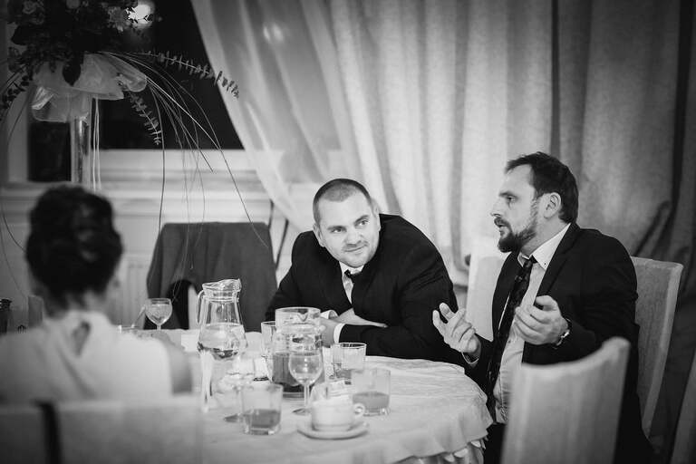 fotograf slubny slask, dwoje fotografow na slub, fotografowie slubni slask, fotograf slubny bielsko, hotel na bloniach bielsko, wesele w hotelu na bloniach, zdjecia slubne cieszyn, slub w kosciele w mikuszowicach, listopadowy slub, fotografia slubna, reportaz slubny, www.magiaobrazu.com, zdjecia slubne, fotoreportaz slubny, fotografcieszyn, zdjecia slubne bielsko,