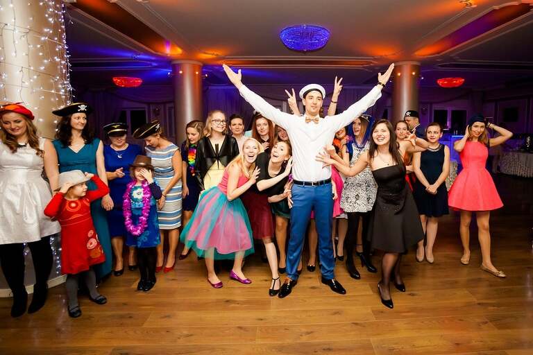 fotograf slubny slask, dwoje fotografow na slub, fotografowie slubni slask, fotograf slubny bielsko, hotel na bloniach bielsko, wesele w hotelu na bloniach, zdjecia slubne cieszyn, slub w kosciele w mikuszowicach, listopadowy slub, fotografia slubna, reportaz slubny, www.magiaobrazu.com, zdjecia slubne, fotoreportaz slubny, fotografcieszyn, zdjecia slubne bielsko,