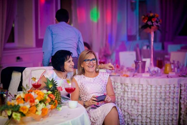 fotograf slubny slask, dwoje fotografow na slub, fotografowie slubni slask, fotograf slubny bielsko, hotel na bloniach bielsko, wesele w hotelu na bloniach, zdjecia slubne cieszyn, slub w kosciele w mikuszowicach, listopadowy slub, fotografia slubna, reportaz slubny, www.magiaobrazu.com, zdjecia slubne, fotoreportaz slubny, fotografcieszyn, zdjecia slubne bielsko,