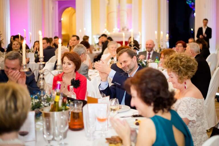 zdjecia slubne warszawa, slub w bazylice sw jerzego w warszawie, wesele w palacu prymasowskim warszawa, sesja slubna palac w wilanowie, plener slubny w palacu w wilanowie, sesja slubna warszawa, plener slubny warszawa, fotografia slubna warszawa, fotografia slubna, zdjecia slubne bielsko, fotograf slubny bielsko, www.magiaobrazu.com, zdjecia slubne warszawa, fotografia slubna slask,