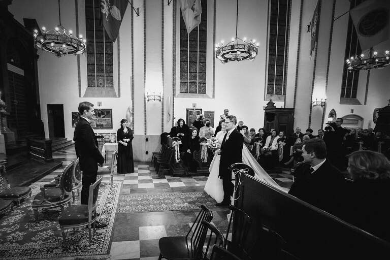 zdjecia slubne warszawa, slub w bazylice sw jerzego w warszawie, wesele w palacu prymasowskim warszawa, sesja slubna palac w wilanowie, plener slubny w palacu w wilanowie, sesja slubna warszawa, plener slubny warszawa, fotografia slubna warszawa, fotografia slubna, zdjecia slubne bielsko, fotograf slubny bielsko, www.magiaobrazu.com, zdjecia slubne warszawa, fotografia slubna slask,