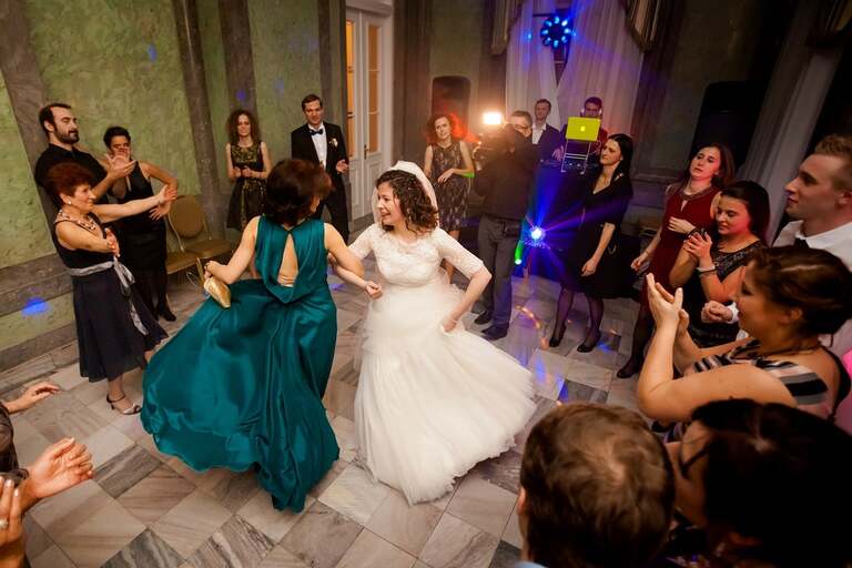 zdjecia slubne warszawa, slub w bazylice sw jerzego w warszawie, wesele w palacu prymasowskim warszawa, sesja slubna palac w wilanowie, plener slubny w palacu w wilanowie, sesja slubna warszawa, plener slubny warszawa, fotografia slubna warszawa, fotografia slubna, zdjecia slubne bielsko, fotograf slubny bielsko, www.magiaobrazu.com, zdjecia slubne warszawa, fotografia slubna slask,