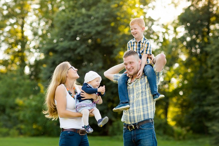 lifestylowa sesja rodzinna pszczyna, lifestylowe sesje rodzinne pszczyna, sesje dzieciece pszczyna, zdjecia dzieciece pszczyna, fotografia noworodkowa pszczyna, sesja rodzinna bielsko, fotografia rodzinna slask, zdjecia portretowe pszczyna, sesja portretowa bielsko, zdjecia w plenerze bielsko, rodzina w plenerze slask, fotografia dziecieca bielsko, zdjecia dzieci bielsko, fotografia rodzinna bielsko-biala, fotografia rodzinna slask, zdjecia ludzi slask, zdjecia dla rodzin, fotograf fotograf rodzinny slask, , fotograf czechowice, fotografia bielsko, zdjecia slask, www.magiaobrazu.com,
