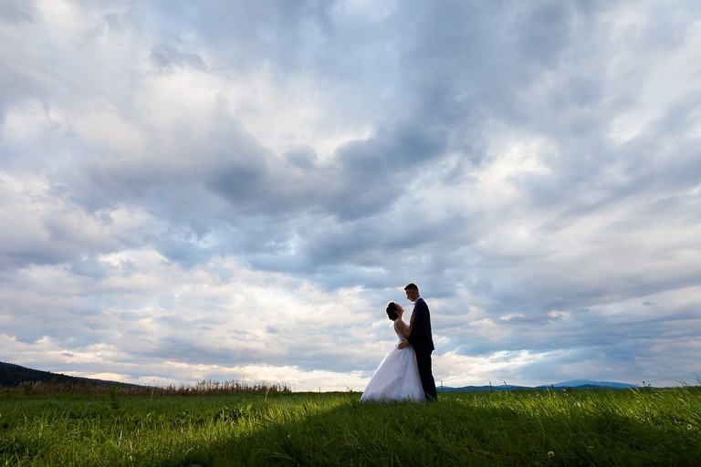 zdjecia slubne zywiec, romantyczny plener slubny, plener slubny beskidy, zdjecia slubne w gorach, plener slubny w gorach, sesja slubna w gorach, sesja slubna w beskidach, plener slubny beskidy, sesja slubna beskidy, fotograf slubny slask, fotografia slubna zywiec, fotograf slubny bielsko, sesja slubna nad jeziorem slask, fotografia slubna slask, zdjecia slubne slask, fotografia slubna katowice, zdjecia slubne katowice, romantyczna sesja slubna slask, zdjecia slubne bielsko, fotografia slubna bielsko, oryginalny plener slubny, oryginalna sesja slubna, www.magiaobrazu.com, Anna i Jacek Bieniek,