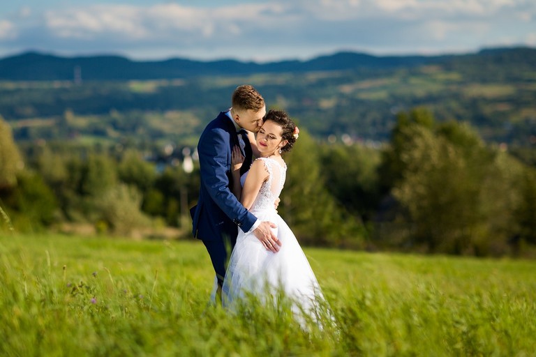 zdjecia slubne zywiec, romantyczny plener slubny, plener slubny beskidy, zdjecia slubne w gorach, plener slubny w gorach, sesja slubna w gorach, sesja slubna w beskidach, plener slubny beskidy, sesja slubna beskidy, fotograf slubny slask, fotografia slubna zywiec, fotograf slubny bielsko, sesja slubna nad jeziorem slask, fotografia slubna slask, zdjecia slubne slask, fotografia slubna katowice, zdjecia slubne katowice, romantyczna sesja slubna slask, zdjecia slubne bielsko, fotografia slubna bielsko, oryginalny plener slubny, oryginalna sesja slubna, www.magiaobrazu.com, Anna i Jacek Bieniek,