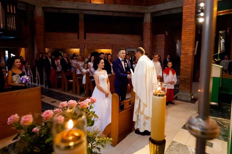 fotografia slubna czechowice, zdjecia slubne czechowice, fotograf slubny slask, slub w kosciele chrystusa odkupiciela w czechowicach, wesele dworek cynkownia w czechowicach, wesele w cynkowni czechowice, dworek stara cynkownia, fotografia slubna katowice, zdjecia slubne katowice, zdjecia slubne zywiec, fotografia slubna, zdjecia slubne bielsko, fotograf slubny bielsko, fotograf slubny cieszyn, fotografia slubna cieszyn, www.magiaobrazu.com, zdjecia slubne bielsko, fotografia slubna slask, zdjecia slubne zywiec, zdjecia slubne cieszyn, dwoch fotografow na slub, zdjecia slubne slask,