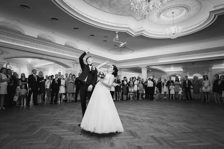 fotografia slubna czechowice, zdjecia slubne czechowice, fotograf slubny slask, slub w kosciele chrystusa odkupiciela w czechowicach, wesele dworek cynkownia w czechowicach, wesele w cynkowni czechowice, dworek stara cynkownia, fotografia slubna katowice, zdjecia slubne katowice, zdjecia slubne zywiec, fotografia slubna, zdjecia slubne bielsko, fotograf slubny bielsko, fotograf slubny cieszyn, fotografia slubna cieszyn, www.magiaobrazu.com, zdjecia slubne bielsko, fotografia slubna slask, zdjecia slubne zywiec, zdjecia slubne cieszyn, dwoch fotografow na slub, zdjecia slubne slask,