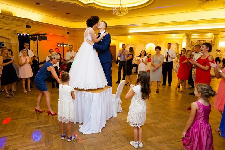 fotografia slubna czechowice, zdjecia slubne czechowice, fotograf slubny slask, slub w kosciele chrystusa odkupiciela w czechowicach, wesele dworek cynkownia w czechowicach, wesele w cynkowni czechowice, dworek stara cynkownia, fotografia slubna katowice, zdjecia slubne katowice, zdjecia slubne zywiec, fotografia slubna, zdjecia slubne bielsko, fotograf slubny bielsko, fotograf slubny cieszyn, fotografia slubna cieszyn, www.magiaobrazu.com, zdjecia slubne bielsko, fotografia slubna slask, zdjecia slubne zywiec, zdjecia slubne cieszyn, dwoch fotografow na slub, zdjecia slubne slask,