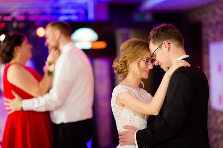 fotografia slubna katowice, zdjecia slubne katowice, fotograf slubny katowice, fotograf slubny slask, wesele hotel arena tychy, wesele w hotelu arena w tychach, zdjecia slubne zywiec, fotografia slubna, zdjecia slubne bielsko, fotograf slubny bielsko, fotograf slubny cieszyn, fotograf na wesele bielsko, fotograf na wesele katowice, fotograf weselny bielsko, fotografia slubna cieszyn, www.magiaobrazu.com, zdjecia slubne bielsko, fotografia slubna slask, zdjecia slubne zywiec, zdjecia slubne cieszyn, dwoch fotografow na slub, zdjecia slubne slask,