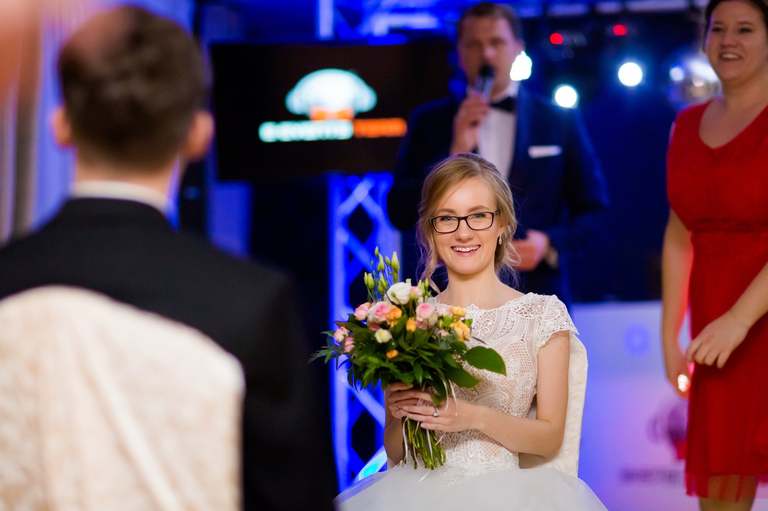 fotografia slubna katowice, zdjecia slubne katowice, fotograf slubny katowice, fotograf slubny slask, wesele hotel arena tychy, wesele w hotelu arena w tychach, zdjecia slubne zywiec, fotografia slubna, zdjecia slubne bielsko, fotograf slubny bielsko, fotograf slubny cieszyn, fotograf na wesele bielsko, fotograf na wesele katowice, fotograf weselny bielsko, fotografia slubna cieszyn, www.magiaobrazu.com, zdjecia slubne bielsko, fotografia slubna slask, zdjecia slubne zywiec, zdjecia slubne cieszyn, dwoch fotografow na slub, zdjecia slubne slask,