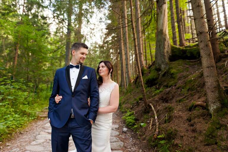 plener slubny w Tatrach, sesja slubna Tatry, fotografia slubna Tatry, tatrzanski plener slubny, sesja slubna tatry, plener slubny tatry, fotografia slubna slask, zdjecia slubne krakow, fotograf na slub zakopane, zdjecia slubne zakopane, sesja slubna na kasprowym, plener slubny na kasprowym, zachod slonca na kasprowym, fotografia slubna krakow, zdjecia slubne slask, fotografia slubna bielsko, zdjecia slubne bielsko, fotografia slubna zywiec, zdjecia slubne zywiec, piekna sesja slubna, najladniejsze sesje slubne, fotograf slubny Krakow, fotografowie slubni, dwoch fotografow na slub, Anna i Jacek Bieniek; zdjecia slubne slask, www.magiaobrazu.com,