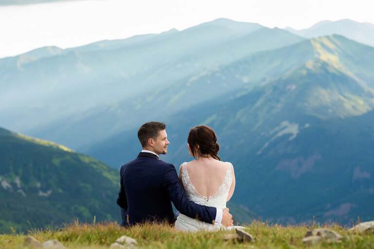 plener slubny w Tatrach, sesja slubna Tatry, fotografia slubna Tatry, tatrzanski plener slubny, sesja slubna tatry, plener slubny tatry, fotografia slubna slask, zdjecia slubne krakow, fotograf na slub zakopane, zdjecia slubne zakopane, sesja slubna na kasprowym, plener slubny na kasprowym, zachod slonca na kasprowym, fotografia slubna krakow, zdjecia slubne slask, fotografia slubna bielsko, zdjecia slubne bielsko, fotografia slubna zywiec, zdjecia slubne zywiec, piekna sesja slubna, najladniejsze sesje slubne, fotograf slubny Krakow, fotografowie slubni, dwoch fotografow na slub, Anna i Jacek Bieniek; zdjecia slubne slask, www.magiaobrazu.com,