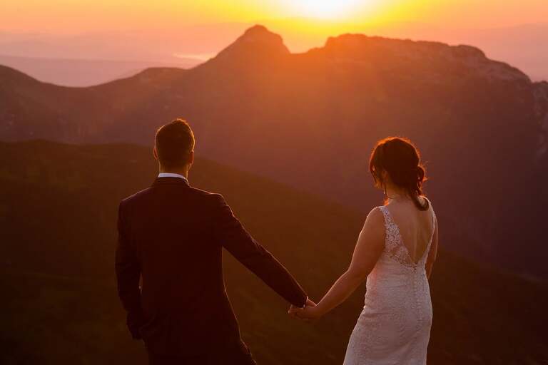 plener slubny w Tatrach, sesja slubna Tatry, fotografia slubna Tatry, tatrzanski plener slubny, sesja slubna tatry, plener slubny tatry, fotografia slubna slask, zdjecia slubne krakow, fotograf na slub zakopane, zdjecia slubne zakopane, sesja slubna na kasprowym, plener slubny na kasprowym, zachod slonca na kasprowym, fotografia slubna krakow, zdjecia slubne slask, fotografia slubna bielsko, zdjecia slubne bielsko, fotografia slubna zywiec, zdjecia slubne zywiec, piekna sesja slubna, najladniejsze sesje slubne, fotograf slubny Krakow, fotografowie slubni, dwoch fotografow na slub, Anna i Jacek Bieniek; zdjecia slubne slask, www.magiaobrazu.com,