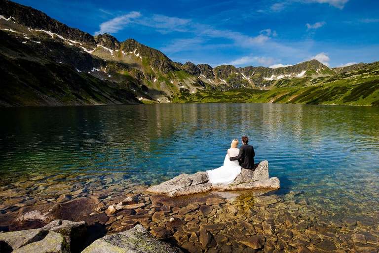 www.magiaobrazu.com, plener slubny w Tatrach, sesja ślubna Dolina Pięciu Stawów; fotografia ślubna Tatry, tatrzanski plener slubny, sesja slubna tatry, plener slubnt dolina pieciu stawow, fotografia ślubna, fotograf ślubny Kraków, fotografowie ślubni, fotograf małopolska,dwóch fotografów na ślub; Anna i Jacek Bieniek; zdjęcia ślubne śląsk;
