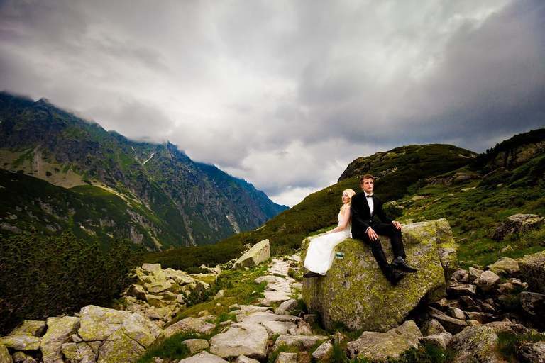www.magiaobrazu.com, plener slubny w Tatrach, sesja ślubna Dolina Pięciu Stawów; fotografia ślubna Tatry, tatrzanski plener slubny, sesja slubna tatry, plener slubnt dolina pieciu stawow, fotografia ślubna, fotograf ślubny Kraków, fotografowie ślubni, fotograf małopolska,dwóch fotografów na ślub; Anna i Jacek Bieniek; zdjęcia ślubne śląsk;