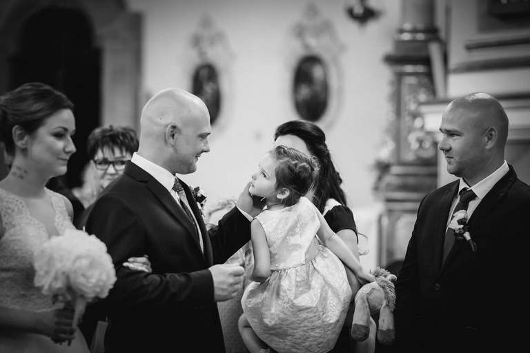 fotografia slubna slask, slub w kościele Wszystkich Świętych w Pszczynie, wesele w zlotej podkowie, restauracja Złota Podkowa w Goczałkowicach, sesja slubna w lesie, plener slubny w lesie, fotografia slubna katowice, zdjecia slubne katowice, fotograf slubny katowice, zdjecia slubne bielsko, fotograf slubny bielsko, zdjecia slubne slask, dwoch fotografow na slub, fotografia slubna krakow,