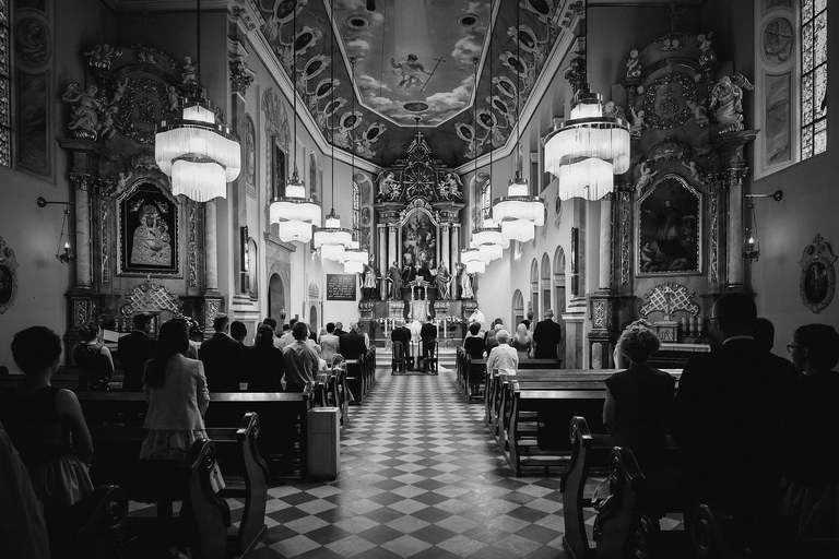 fotografia slubna slask, slub w kościele Wszystkich Świętych w Pszczynie, wesele w zlotej podkowie, restauracja Złota Podkowa w Goczałkowicach, sesja slubna w lesie, plener slubny w lesie, fotografia slubna katowice, zdjecia slubne katowice, fotograf slubny katowice, zdjecia slubne bielsko, fotograf slubny bielsko, zdjecia slubne slask, dwoch fotografow na slub, fotografia slubna krakow,