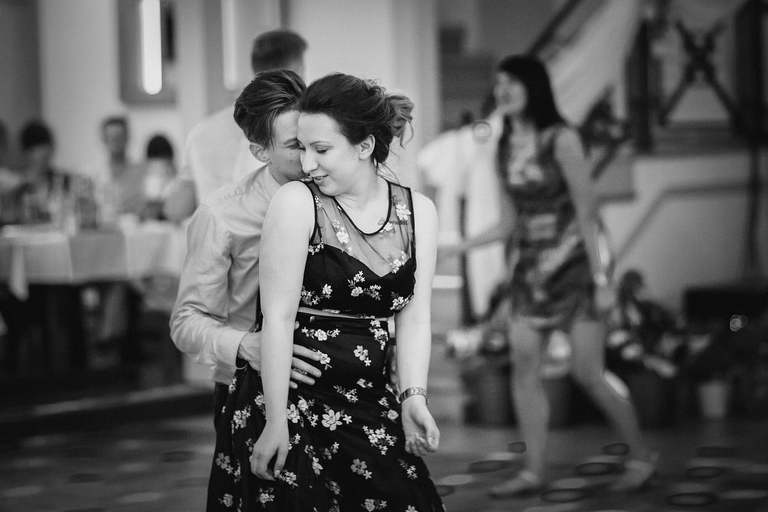 fotografia slubna slask, slub w kościele Wszystkich Świętych w Pszczynie, wesele w zlotej podkowie, restauracja Złota Podkowa w Goczałkowicach, sesja slubna w lesie, plener slubny w lesie, fotografia slubna katowice, zdjecia slubne katowice, fotograf slubny katowice, zdjecia slubne bielsko, fotograf slubny bielsko, zdjecia slubne slask, dwoch fotografow na slub, fotografia slubna krakow,