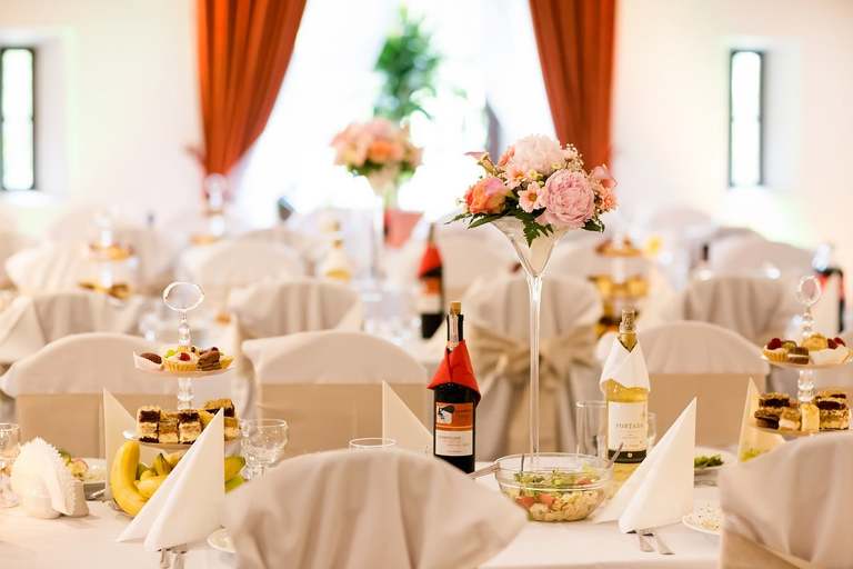 fotografia slubna, fotografia slubna krakow, zdjecia slubne krakow, fotograf slubny krakow, fotograf na wesele krakow, slub w cerkwi Podwyzszenia Krzyza w Krakowie, slub cerkiewny, wesele na kopcu kosciuszki, wesele kopiec kosciuszki, wesele w salach muzealnych kopca kosciuszki, slub polsko-ukrainski, garbus na slub krakow, zdjecia slubne bielsko, fotograf slubny bielsko, www.magiaobrazu.com, zdjecia slubne bielsko, fotografia slubna slask, fotograf cieszyn, zdjecia slubne cieszyn