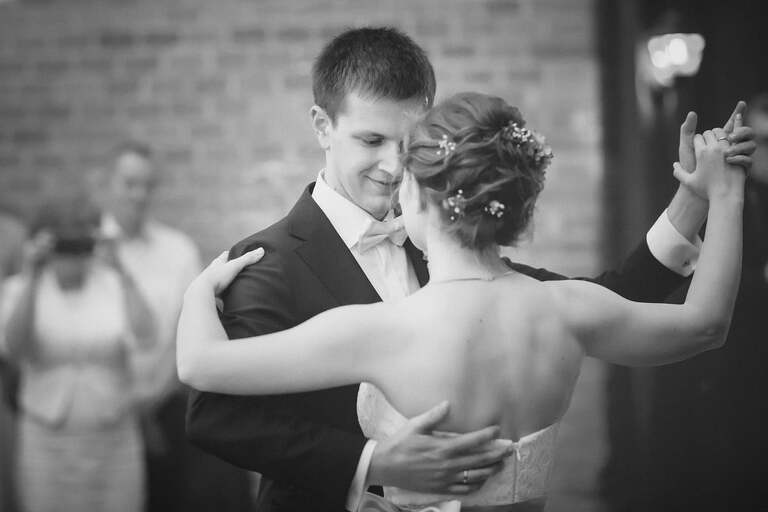 fotografia slubna, fotografia slubna krakow, zdjecia slubne krakow, fotograf slubny krakow, fotograf na wesele krakow, slub w cerkwi Podwyzszenia Krzyza w Krakowie, slub cerkiewny, wesele na kopcu kosciuszki, wesele kopiec kosciuszki, wesele w salach muzealnych kopca kosciuszki, slub polsko-ukrainski, garbus na slub krakow, zdjecia slubne bielsko, fotograf slubny bielsko, www.magiaobrazu.com, zdjecia slubne bielsko, fotografia slubna slask, fotograf cieszyn, zdjecia slubne cieszyn