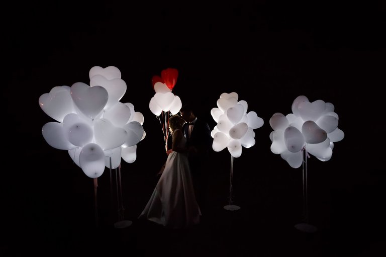 fotografia slubna, fotografia slubna krakow, zdjecia slubne krakow, fotograf slubny krakow, fotograf na wesele krakow, slub w ojcowie, slub kaplica na wodzie ojcow, wesele w pallatii, sala pallatia zielonki, zdjecia slubne bielsko, fotograf slubny bielsko, www.magiaobrazu.com, fotografia slubna bielsko, fotografia slubna slask, fotograf cieszyn, zdjecia slubne cieszyn