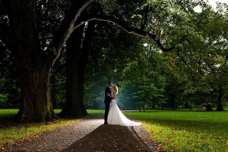 zdjecia slubne zywiec, romantyczny plener slubny, plener slubny beskidy, sesja slubna beskidy, fotograf slubny slask, fotografia slubna zywiec, fotograf slubny bielsko, sesja slubna nad jeziorem slask, fotografia slubna slask, zdjecia slubne slask, fotografia slubna katowice, zdjecia slubne katowice, romantyczna sesja slubna slask, zdjecia slubne bielsko, fotografia slubna bielsko, oryginalny plener slubny, oryginalna sesja slubna, www.magiaobrazu.com, Anna i Jacek Bieniek,