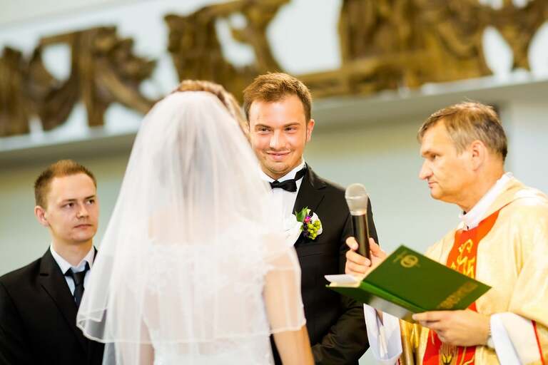 fotografia slubna slask, zdjecia slubne tychy, fotograf slubny pszczyna, zdjecia slubne slask, wesele markowy w pszczynie, slub w kosciele podwyzszenia krzyza w pszczynie, slub slask, zdjecia slubne katowice, dwoch fotografow na slub, fotografia slubna krakow, fotografia slubna bielsko, zdjecia slubne bielsko