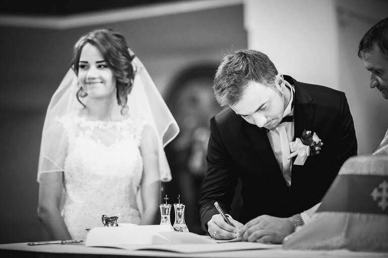 fotografia slubna slask, zdjecia slubne tychy, fotograf slubny pszczyna, zdjecia slubne slask, wesele markowy w pszczynie, slub w kosciele podwyzszenia krzyza w pszczynie, slub slask, zdjecia slubne katowice, dwoch fotografow na slub, fotografia slubna krakow, fotografia slubna bielsko, zdjecia slubne bielsko