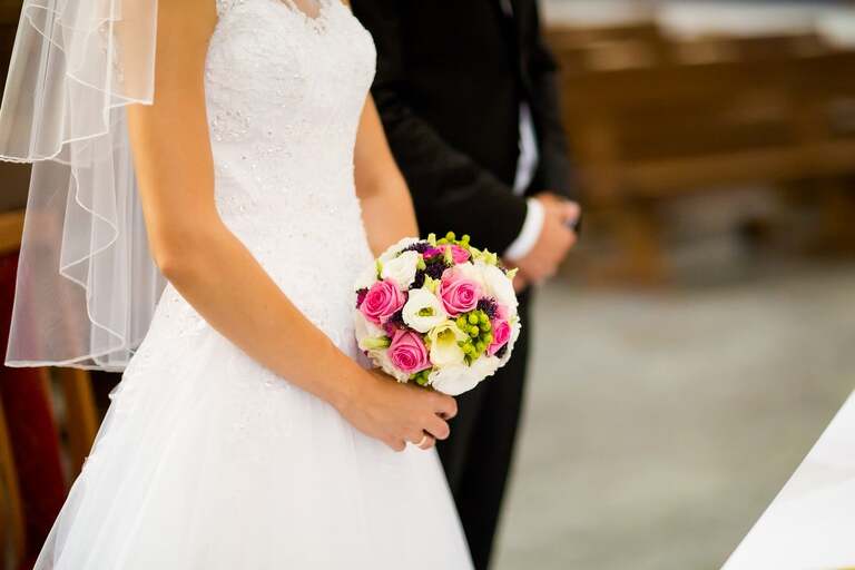 fotografia slubna slask, zdjecia slubne tychy, fotograf slubny pszczyna, zdjecia slubne slask, wesele markowy w pszczynie, slub w kosciele podwyzszenia krzyza w pszczynie, slub slask, zdjecia slubne katowice, dwoch fotografow na slub, fotografia slubna krakow, fotografia slubna bielsko, zdjecia slubne bielsko